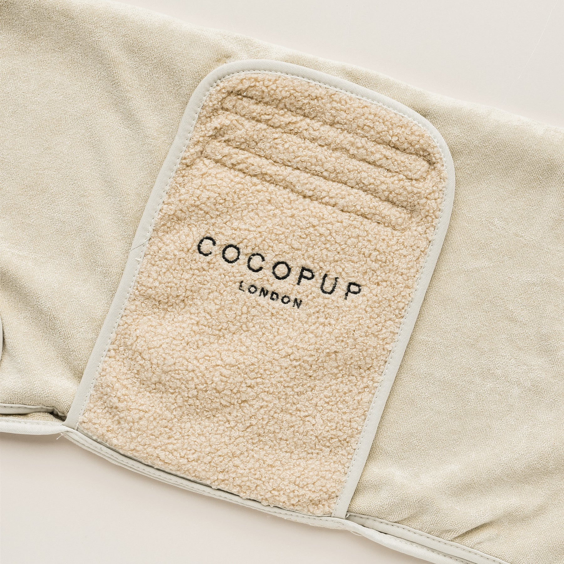 Cocopup London – Teddy Drying Dog Towel Robe
