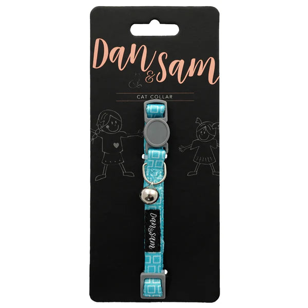 Dan & Sam – Cat Collar – Grooving